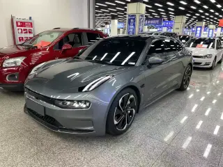 Zeekr 001