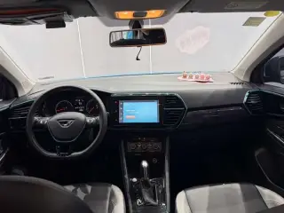Jetta VS5