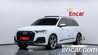 아우디 SQ7 (4M)