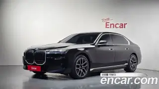 BMW i7 (G70)