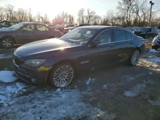BMW 750 2011