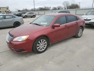 CHRYSLER 200 TOURIN 2013