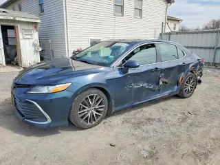TOYOTA CAMRY 2021