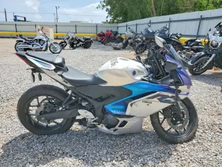 YAMAHA YFZ320 2025