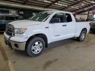 TOYOTA TUNDRA 2012