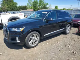 AUDI Q7 2021