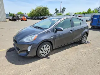 TOYOTA PRIUS C 2015