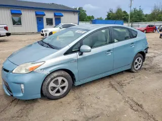 TOYOTA PRIUS 2012