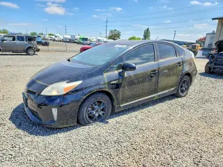 TOYOTA PRIUS 2013
