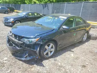 TOYOTA CAMRY 2013