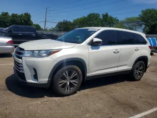 TOYOTA HIGHLANDER 2019