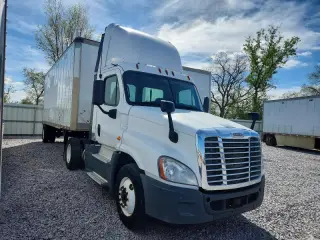 FREIGHTLINER CASCADIA 125 2016