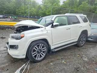TOYOTA 4RUNNER 2023