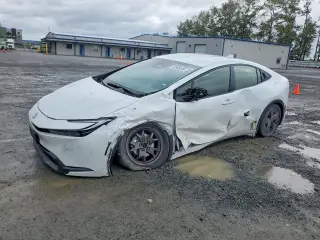 TOYOTA PRIUS 2024