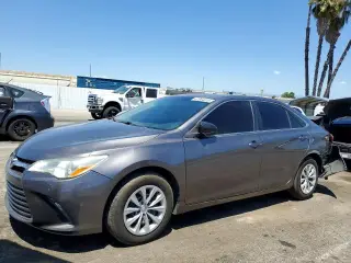 TOYOTA CAMRY 2015