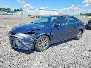 TOYOTA CAMRY 2015