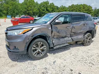 TOYOTA HIGHLANDER 2016
