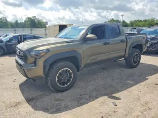 TOYOTA TACOMA 2025