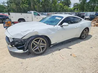FORD MUSTANG 2024