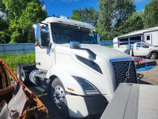 VOLVO VNL 2019