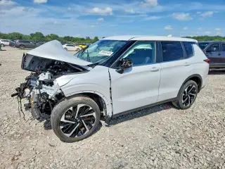 MITSUBISHI OUTLANDER 2024