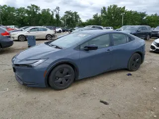 TOYOTA PRIUS 2025