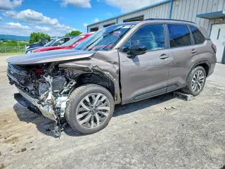 SUBARU FORESTER 2025