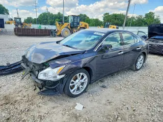 NISSAN MAXIMA 2012