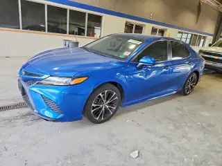 TOYOTA CAMRY 2018