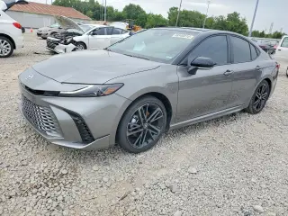 TOYOTA CAMRY 2026