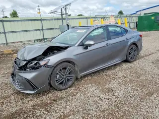 TOYOTA CAMRY 2025