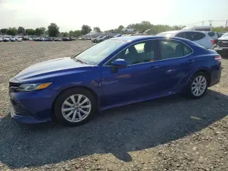 TOYOTA CAMRY 2018