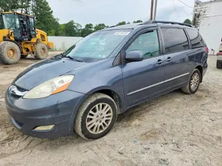 TOYOTA SIENNA 2008