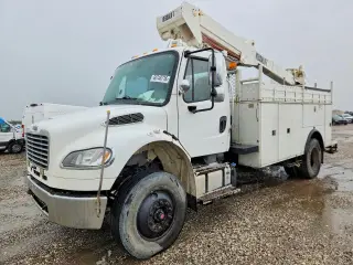 FREIGHTLINER M2 2016
