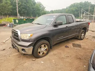 TOYOTA TUNDRA 2013