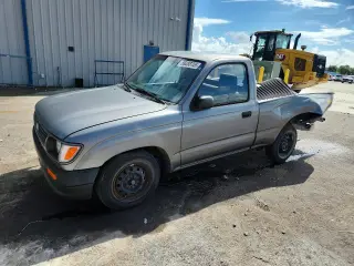 TOYOTA TACOMA 1995
