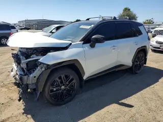 TOYOTA RAV4 2026