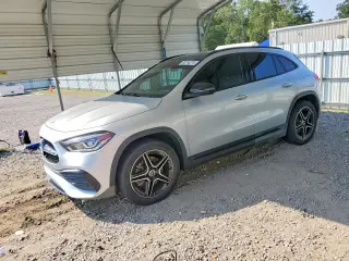 MERCEDES-BENZ GLA 2021