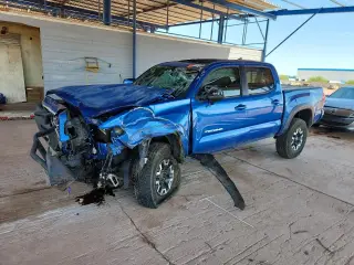 TOYOTA TACOMA 2017