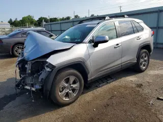 TOYOTA RAV4 2025