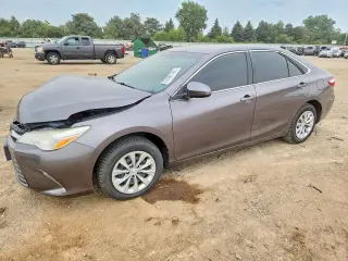 TOYOTA CAMRY 2016