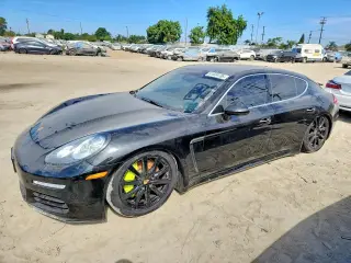 PORSCHE PANAMERA 2015