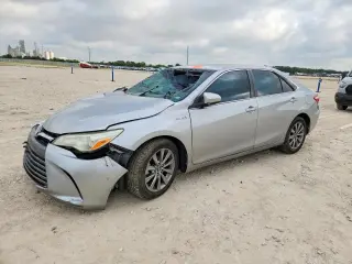 TOYOTA CAMRY HYBRID 2017
