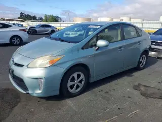 TOYOTA PRIUS 2013
