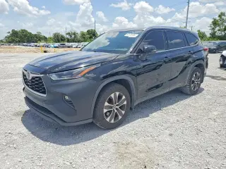 TOYOTA HIGHLANDER 2021