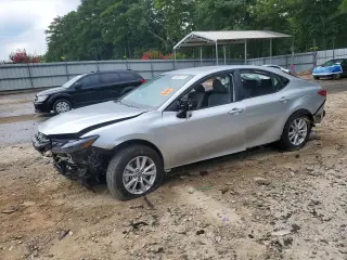 TOYOTA CAMRY 2026