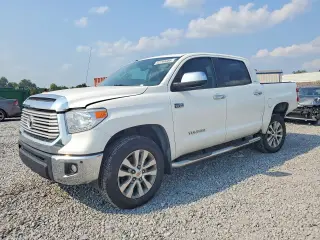 TOYOTA TUNDRA 2017