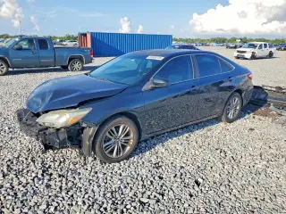 TOYOTA CAMRY 2015
