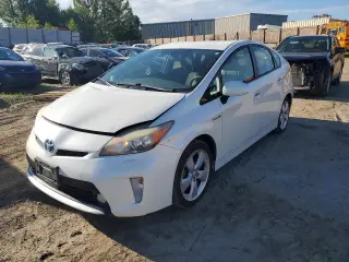 TOYOTA PRIUS 2012