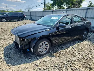 HYUNDAI ELANTRA 2024
